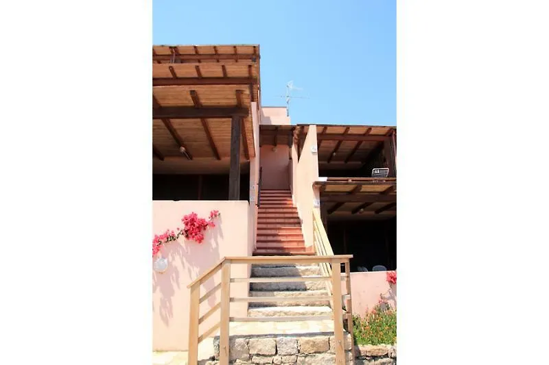 Porto Laconia Residence Cannigione 3*,