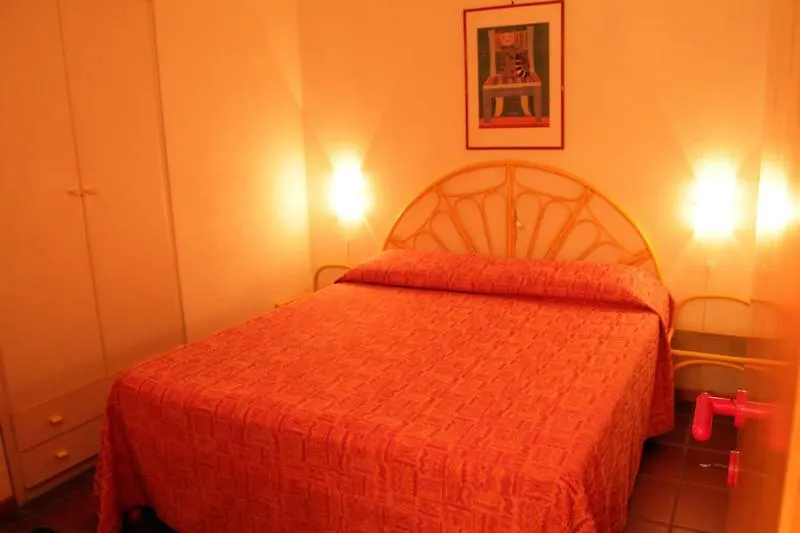 Porto Laconia Residence Cannigione Hotel